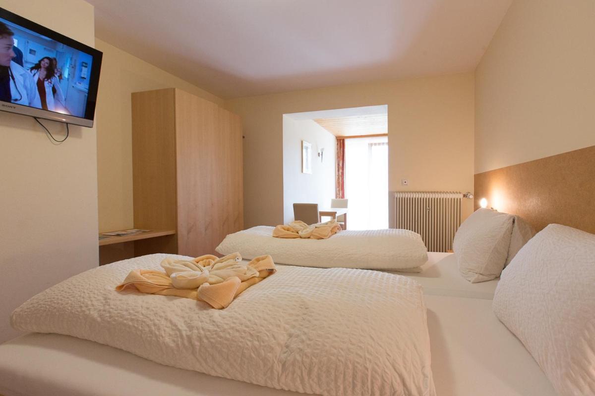 לינגנאו Familienhotel Adler מראה חיצוני תמונה