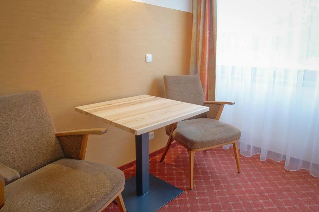 לינגנאו Familienhotel Adler מראה חיצוני תמונה