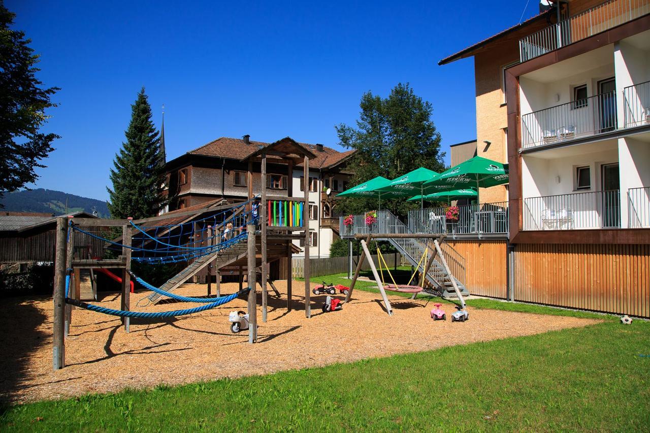 לינגנאו Familienhotel Adler מראה חיצוני תמונה