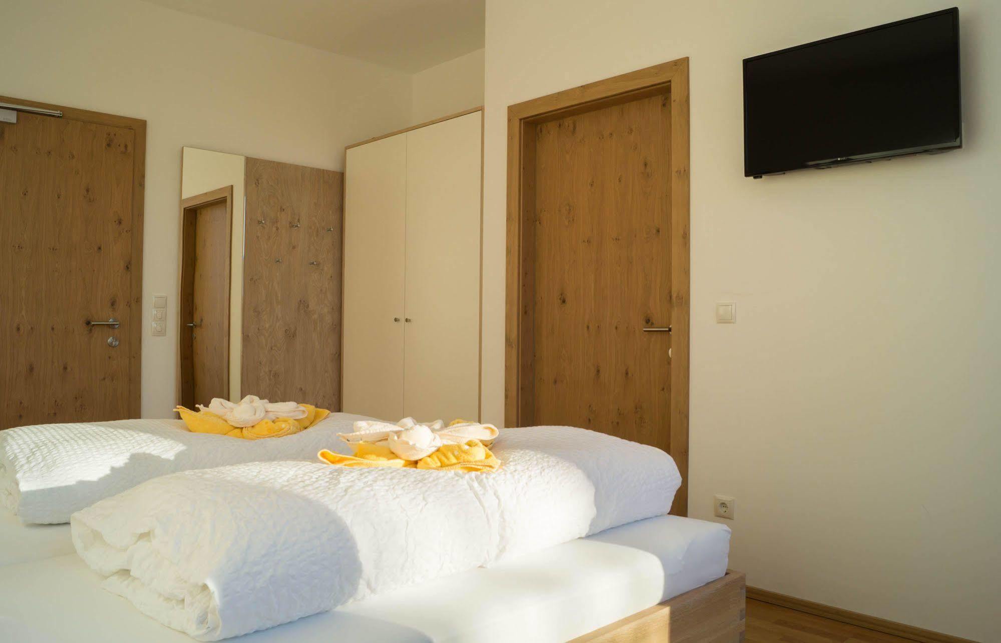 לינגנאו Familienhotel Adler מראה חיצוני תמונה
